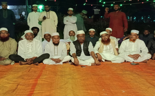 দুলালপুর ইউনিয়নে ব্যতিক্রমী ঈদ পুনর্মিলনী অনুষ্ঠান অনুষ্ঠিত।